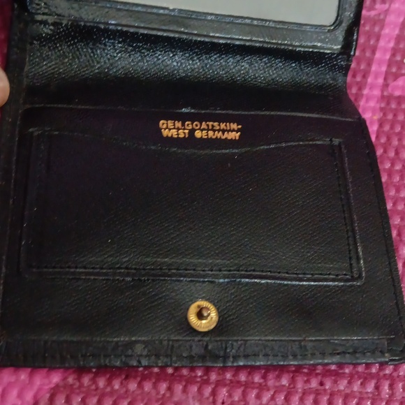 Goatskin wallet - Picture 7 of 9